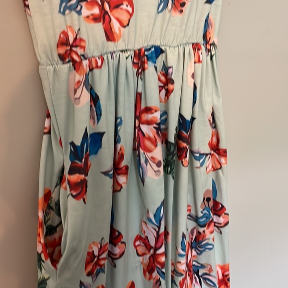 Girl’s Long Dress Size 6 - Picture 3 of 3